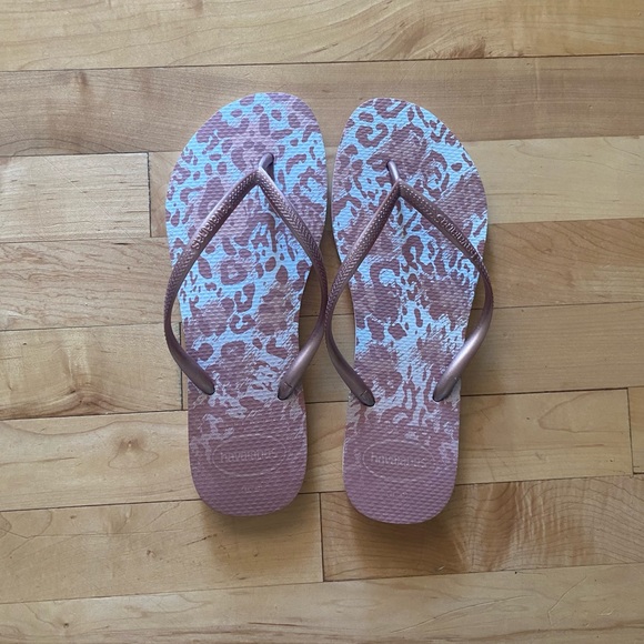 Metallic havaianas flip flops sales